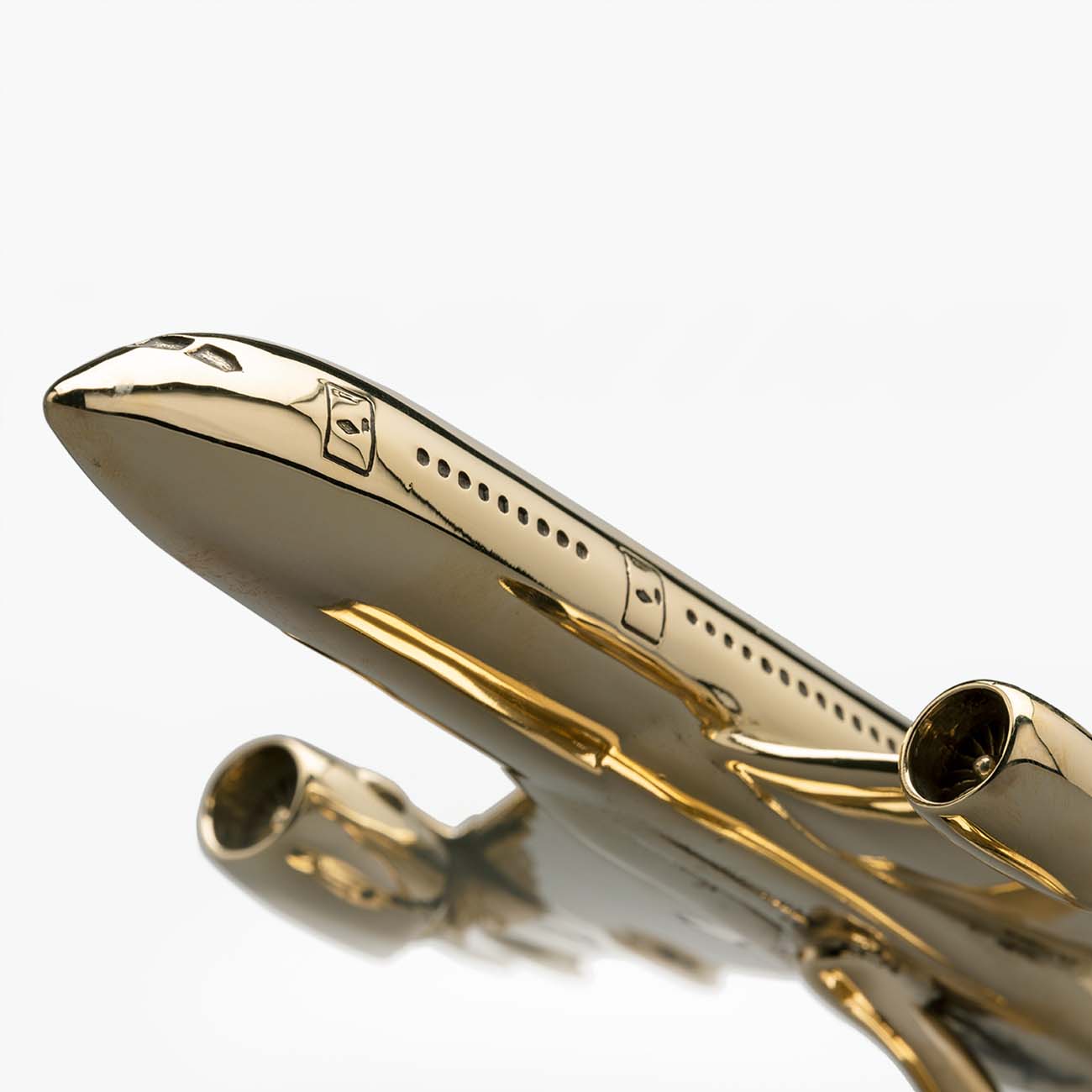 Boeing 787 Bronze Model (3041198964858)